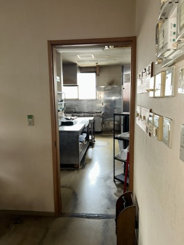 【キッチン】 | 【店舗】大仙市大曲丸の内町 大曲駅西口徒歩7分、居酒屋店舗の居抜き物件 飲食店街立地