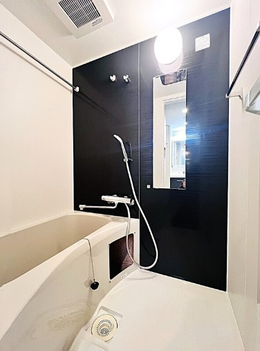 グローリオシェルト新宿山吹町の浴室