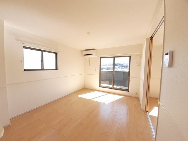 カレントヴィラⅢ　Ｂの居間・リビング