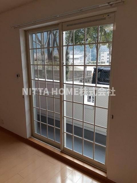 アイビーフラットＡのバルコニー|南西向きのバルコニーです♪