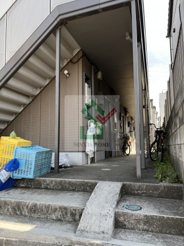 ノーヴァひばりが丘のエントランス