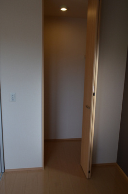 【収納】 | ゼルコヴァ北野