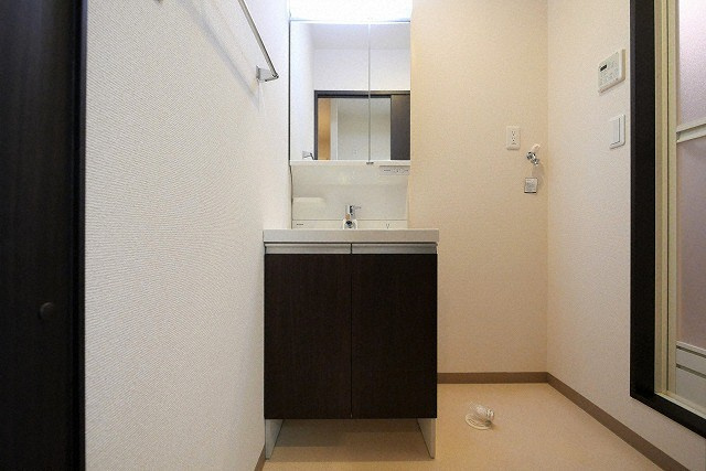 フジパレス鶴見Ⅱ番館の洗面所