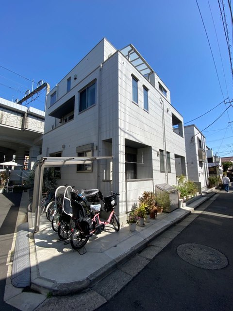 ルーツ経堂の外観|耐震構造の旭化成へーベルメゾン