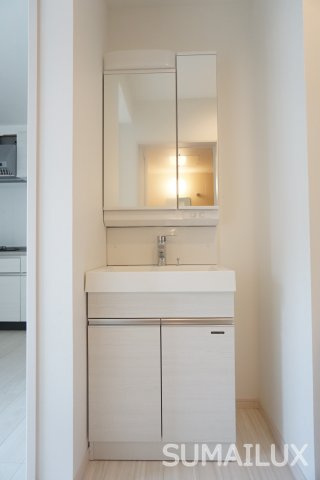 熊本市中央区岡田町のアパートの独立洗面台