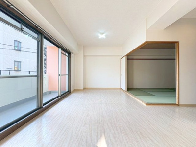 【居間・リビング】 | トレ・ビバース上山手公園Ⅲ