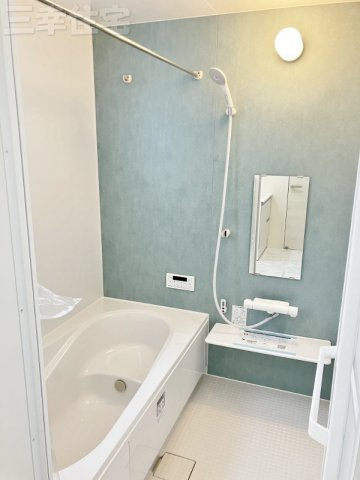 碧南市志貴町の浴室|浴室暖房衣類乾燥機を完備。浴室でふんわり衣類乾燥もできるから、雨の日も安心です