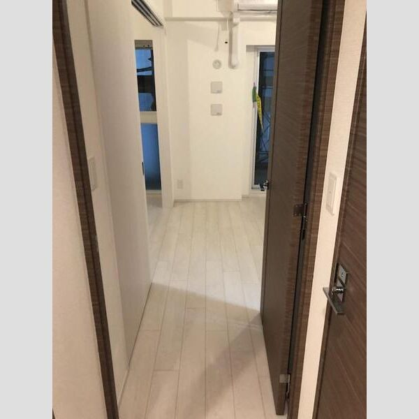スワンズシティ梅田シエロの玄関