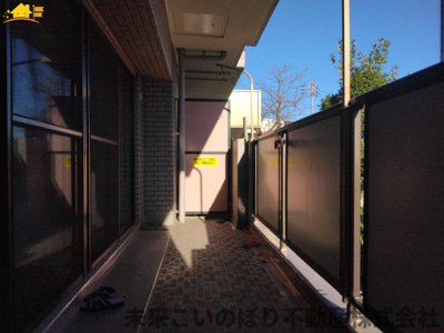 【バルコニー】 | ライオンズガーデン花崎Ｊ棟 | 南東向きのバルコニーは日当たり風当たりがとてもいいです。
洗濯物も良く乾きますね。
