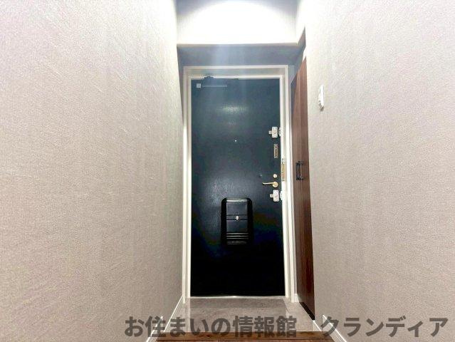 エンゼルハイム鹿浜第6の玄関|ドキドキの新生活も、安心してスタート。ぴったりの住まいを見つけませんか？クランディアが一緒に住まい選びをサポートします‼　まずは、お気軽にお問合せください　＃クランディア