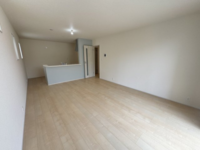 【居間・リビング】 | 糸満市真壁　第2（全4棟）2号棟 | ※同仕様写真です