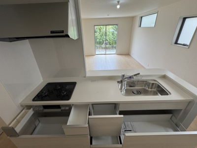 【居間・リビング】 | 糸満市真壁　第2（全4棟）2号棟 | ※同仕様写真です