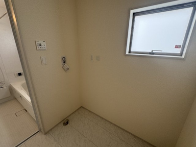 【独立洗面台】 | 糸満市真壁　第2（全4棟）2号棟 | ※同仕様写真です