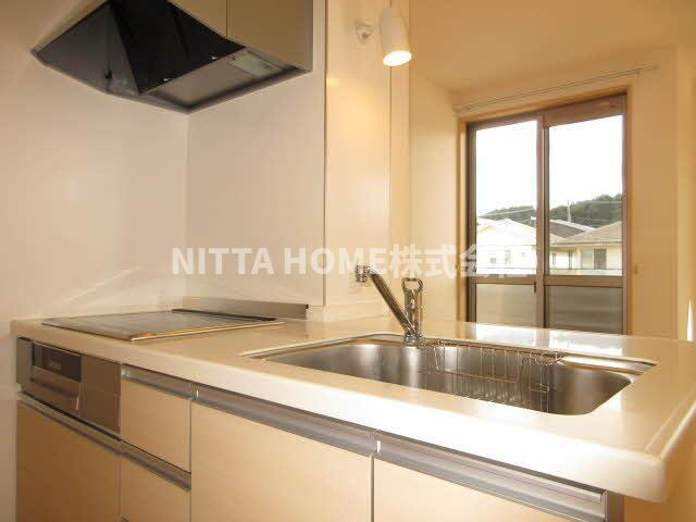 ＳＡＲＡのキッチン|ＩＨ完備です◎