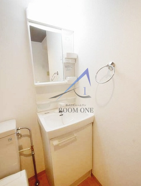 ボナール蓮沼の洗面所|独立洗面台です。