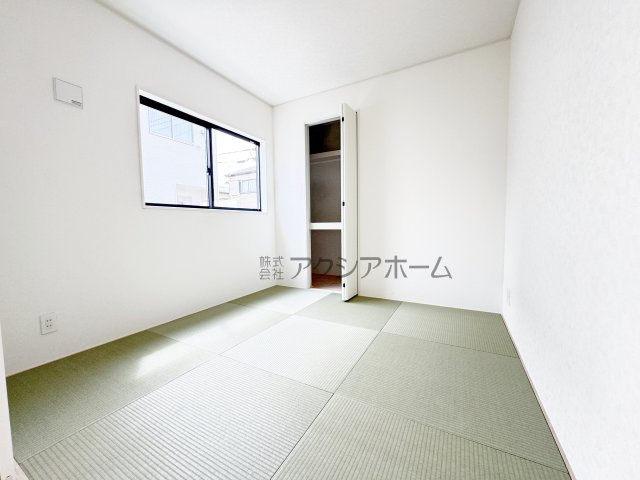 飯能市双柳・全14棟　新築一戸建　12号棟　～LDK16.2帖～の和室|1階　和室　4.5帖