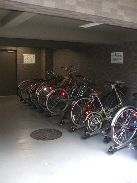 ルーブル高円寺参番館の外観