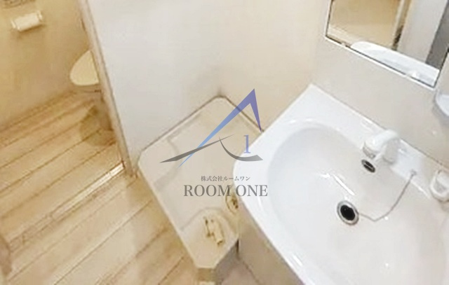 ピュール池袋の設備|洗濯機置き場です。