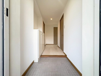 【玄関】 | アジュール上野西