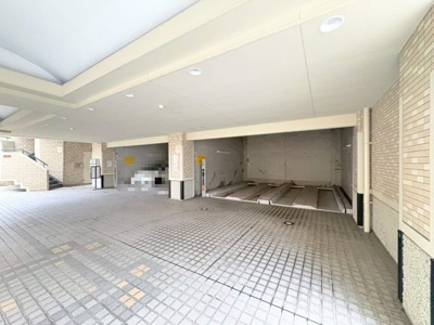 【駐車場】 | アジュール上野西