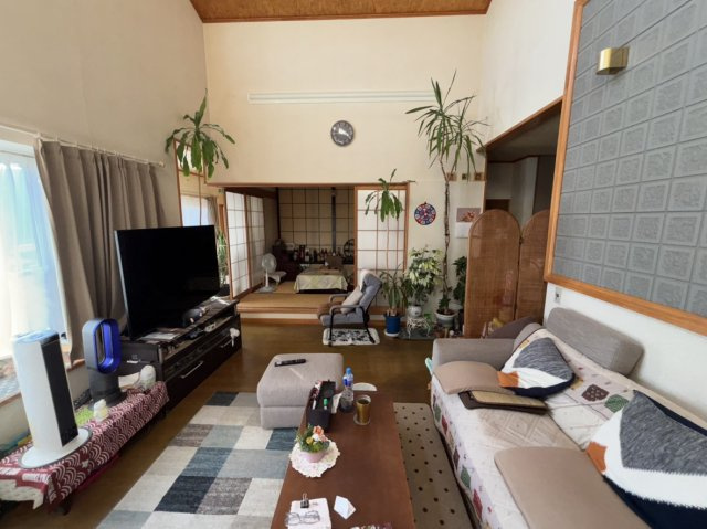 【居間・リビング】の画像