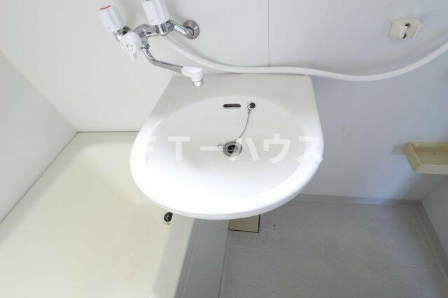 グレーシャーブルーの洗面所|洗面台