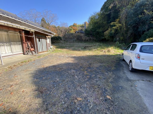 茂原市本納　中古戸建の駐車場