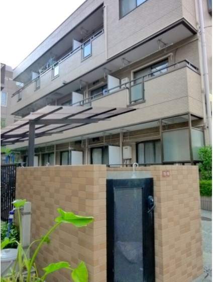 CASA　IOのエントランス