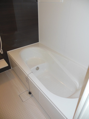 【浴室】 | Polaire