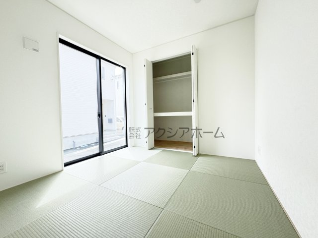 飯能市双柳・全14棟　新築一戸建　13号棟　～LDK16.2帖～の和室|1階　和室　4.5帖