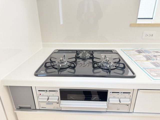 飯能市双柳・全14棟　新築一戸建　13号棟　～LDK16.2帖～のキッチン