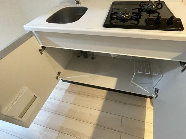 稲城市東長沼の賃貸マンションのキッチン