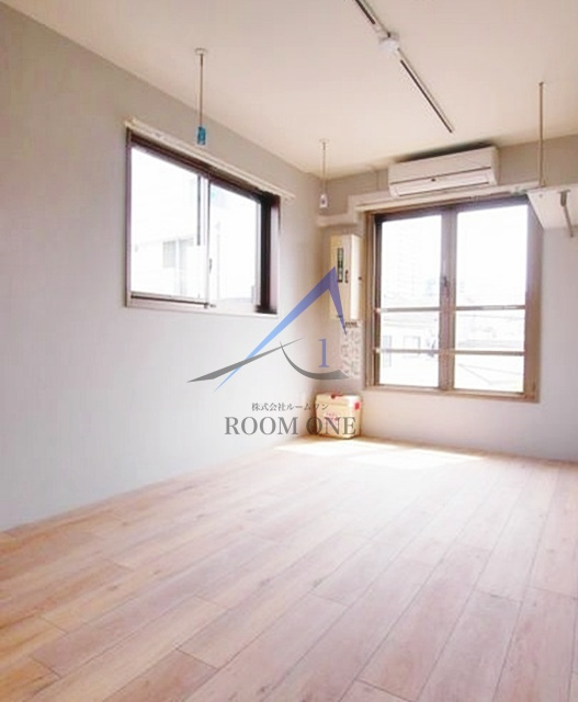 ミモザヒルズ平塚の居間・リビング|洋室のお部屋です。