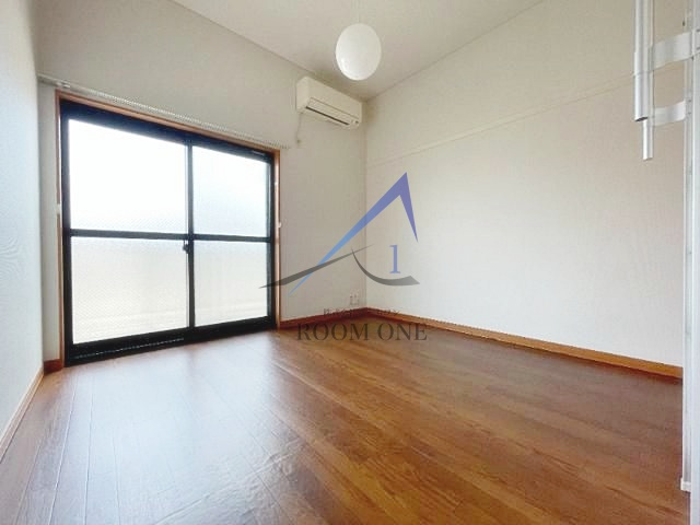 アルコバレーノ高津の居間・リビング|洋室のお部屋です。