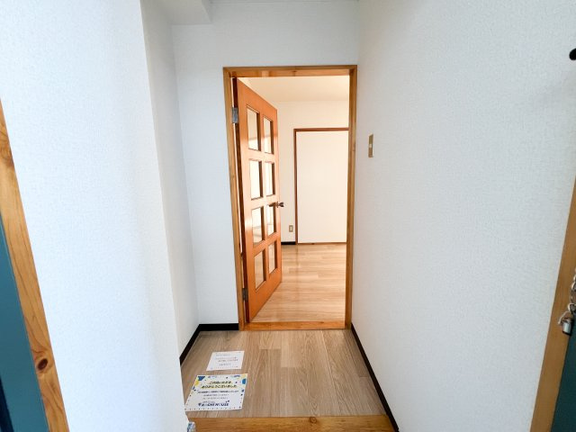 岡林マンションの玄関