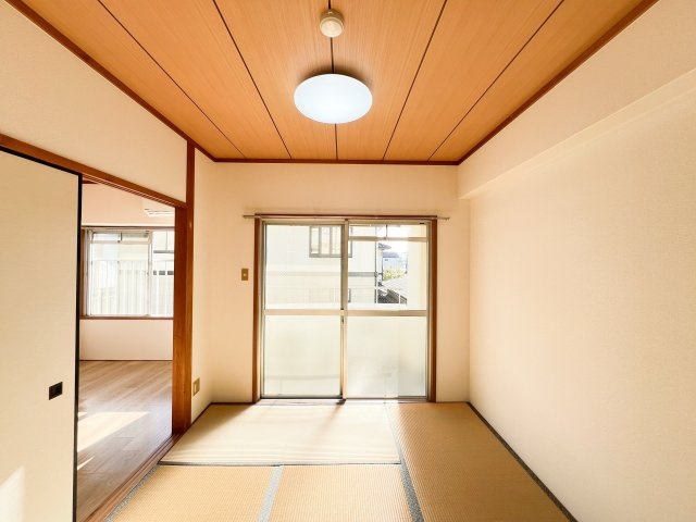 岡林マンションの和室