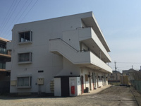 安達マンションの画像