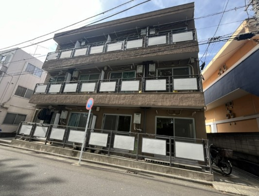 川崎市多摩区三田１丁目の賃貸マンションの外観