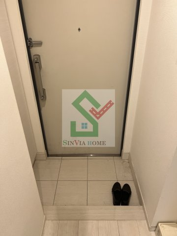 アゼスト田無の玄関