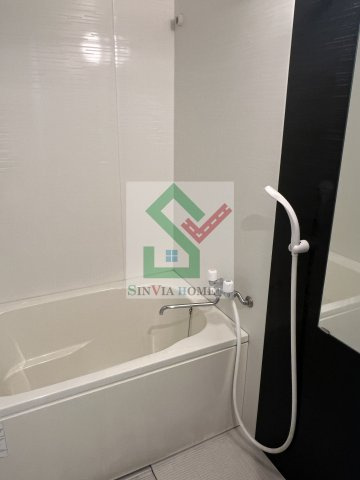 アゼスト田無の浴室