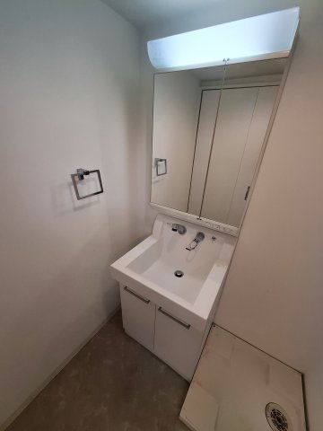 ラウル甲子園口の洗面所