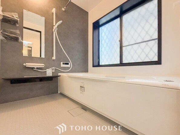 戸塚区汲沢6丁目 中古戸建 4280万円の浴室