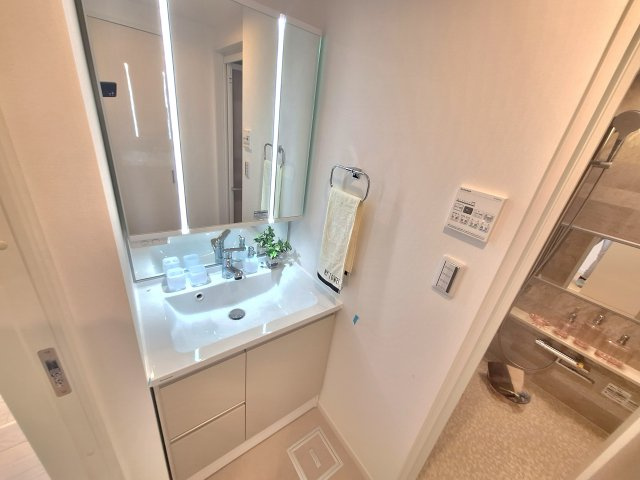 【その他共用部分】 | 柿の木坂パレス　最上階の東南角部屋 | 最上階の東南角部屋！リノベーション12月中旬完了予定♪新耐震基準適合、住宅ローン控除利用可！オートロック・宅配BOX完備。約84㎡の３LDK、販売開始致しました！