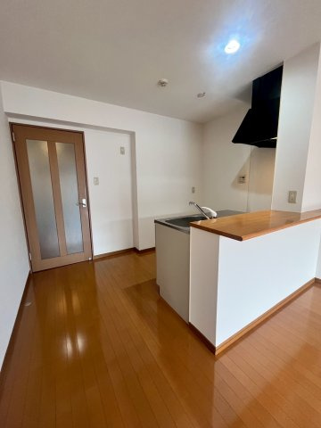 久留米市北野町中の賃貸マンションの収納