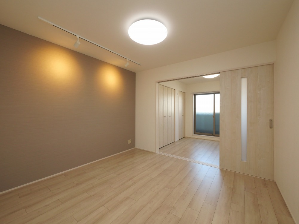 フジパレス遠里小野イーストの居間・リビング