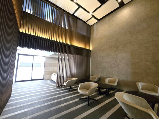 パークアソシア大野城駅前のエントランス