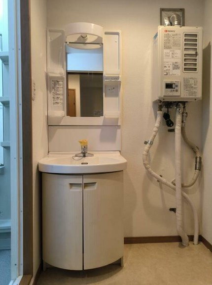 T・Kコーポの洗面所