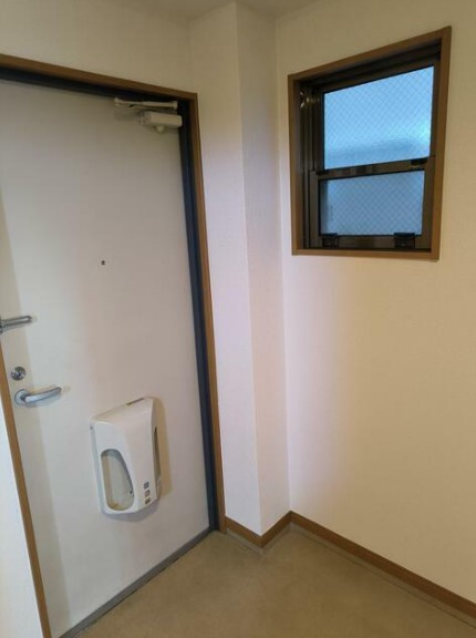 T・Kコーポの玄関