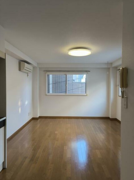 T・Kコーポの居間・リビング