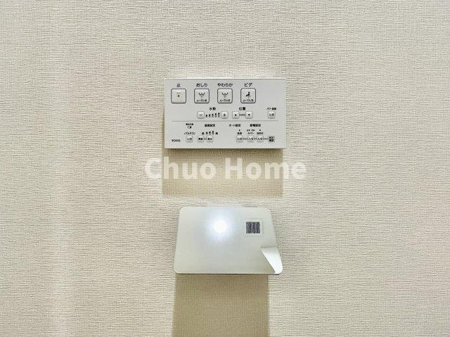 アーベントハイム葛西臨海公園の内装|【ウォシュレット】清潔に使いたいお手洗いには最適な設備です。もちろんウォームレットも標準装備です。